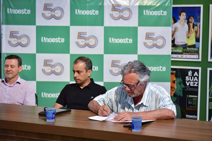 Grêmio Prudente manterá a marca Unoeste em seus uniformes