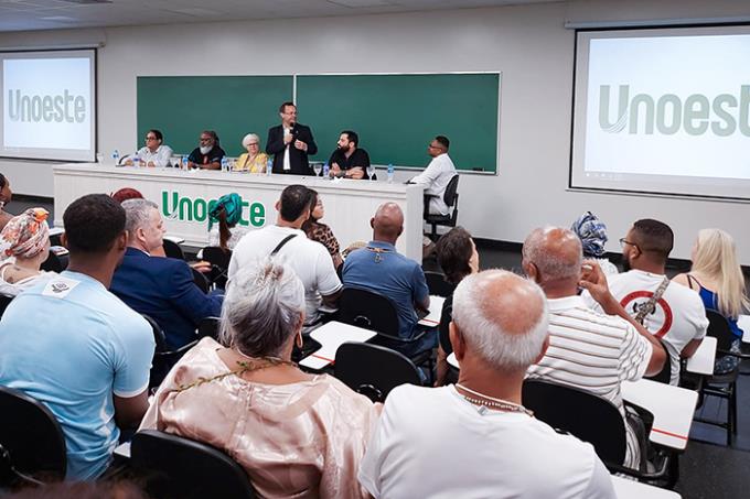 Igualdade racial é debatida na Baixada Santista