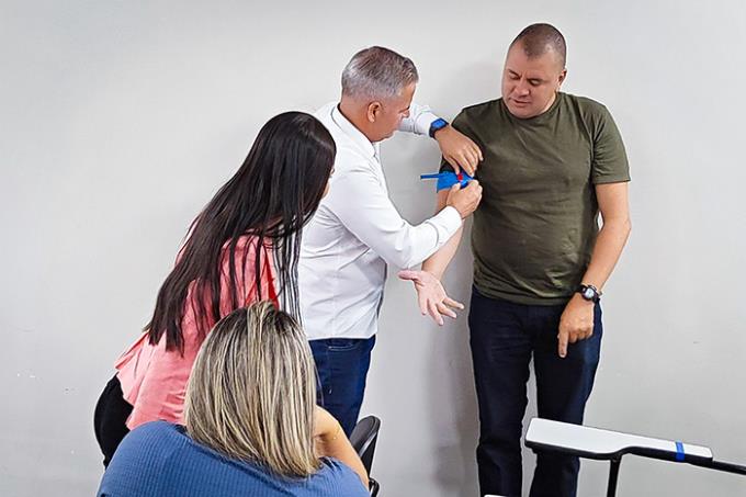 Oficina ensina técnicas para estancar sangue adequadamente