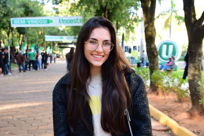 Gabriele Basso Bosqueti veio de Osvaldo Cruz para prestar Biomedicina