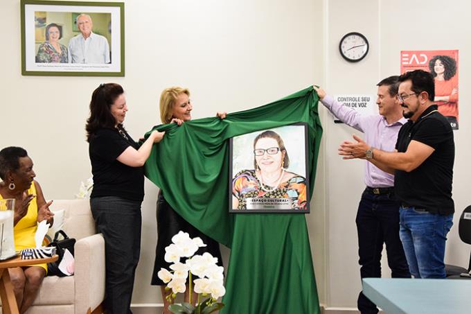 Espaço cultural homenageia a fundadora da Unoeste