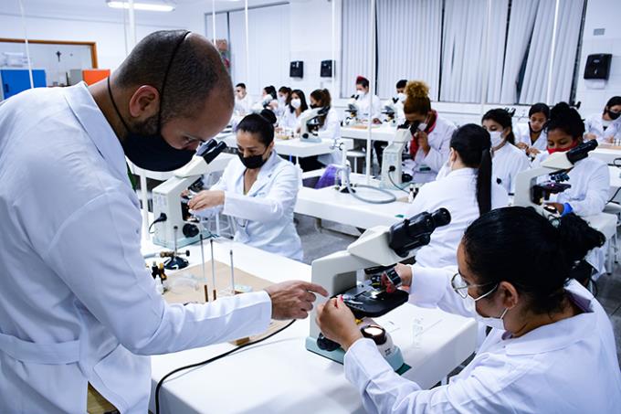 Cursos técnicos da Unoeste são ofertados em dois períodos