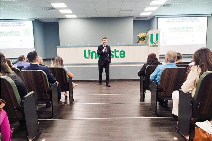 Congresso provoca imersão de conhecimento jurídico em Jaú