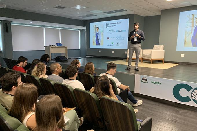 Unoeste promove 1º Congresso Médico Estudantil de Guarujá