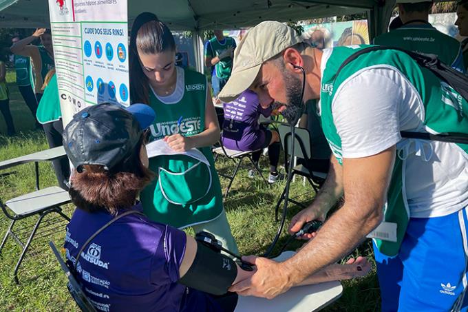 Unoeste realiza atendimentos na Corrida e Caminhada da Carim
