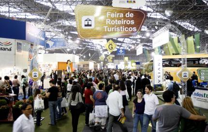 Turismo programa viagens para conhecimento profissional