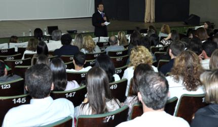 Volta às aulas movimenta os campi da Unoeste