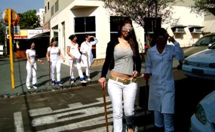 Acadêmicos de Odontologia vivenciam dificuldades dos idosos