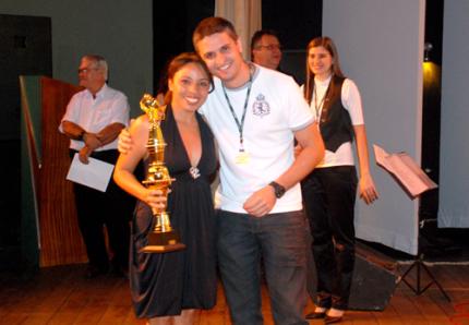 Aluna de Direito conquista 1º lugar no Mais Bela Voz