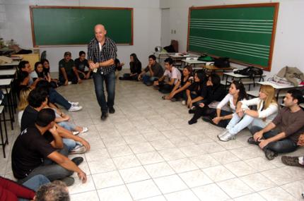 Unoeste oferece especializações na área de Artes