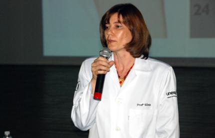 Assuntos atuais da Odontologia estão presentes em congresso