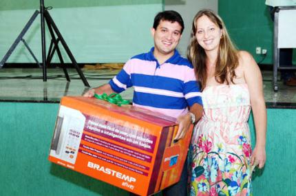 Unoeste completa 40 anos com confraternização