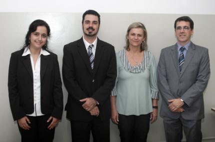 Moscas em local de extração de leite são risco à saúde
