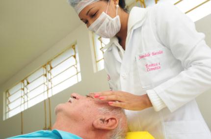 Estética e Cosmética: curso de tecnologia tem ótimo conceito