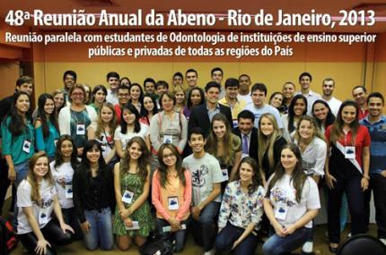 Docentes e discente integram eventos ligados à Odontologia