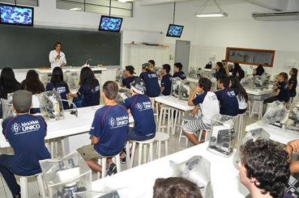 +Unoeste recebe mais de 100 alunos da educação básica