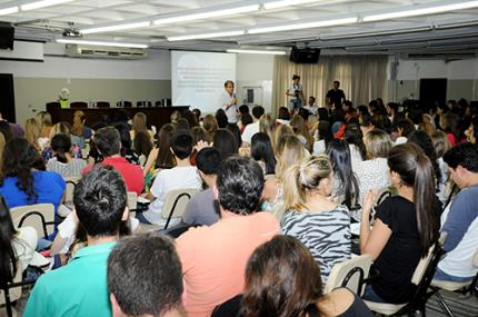 Ambiental e Arquitetura iniciam jornadas com palestra única