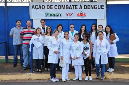 Graduação em Enfermagem faz ação sobre dengue e leishmaniose