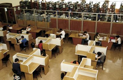 Rede de Bibliotecas tem 251 mil exemplares e fascículos