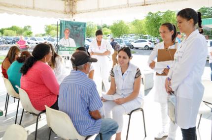 Universidade faz ação de orientação e prevenção ao diabetes