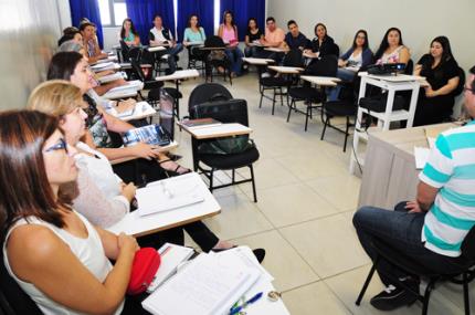 Nova turma do mestrado em Educação tem alunos de 13 cidades