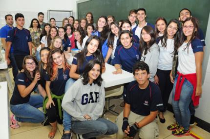 Professor de ensino médio elogia plano de visita orientada