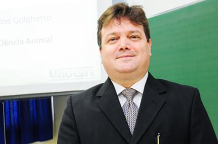 Água com pH básico inibe placa de gordura gerada por cádmio