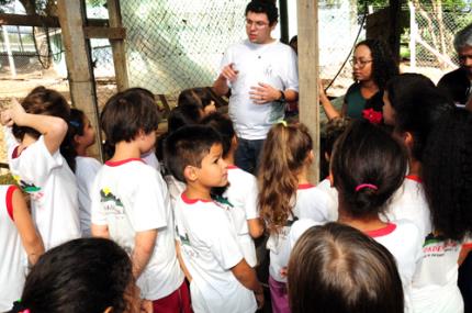 Escola Catarina Martins Artero quer implantar horta suspensa
