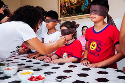 Gastronomia faz festa para crianças de entidades sociais