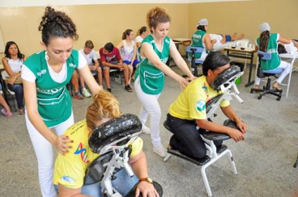 Serviço preventivo de saúde é prestado em escola de Pirapó