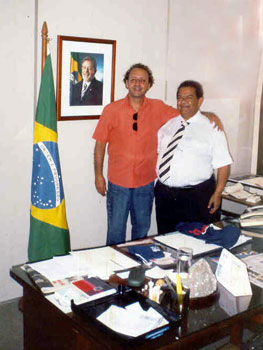 Professor apresenta pesquisa sobre tuberculose em Cuba