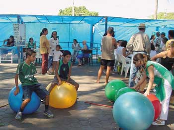 Escola também é lugar de brincadeiras