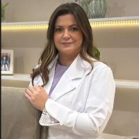 Taciane Torre Lourenço