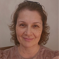 Dra. Samara Santello