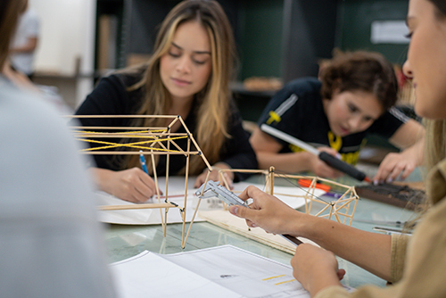 Maquetaria da Faculdade de Engenharias e Arquitetura e Urbanismo