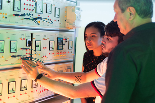 Laboratório de Elétrica