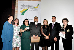 Eleito o melhor projeto do país “Green Food Narandiba” pelo Instituto da Cidadania Brasil, com parceria do Ministério da Ciência, Tecnologia e Inovação. Também foram premiados os projetos Educação Ambiental e Resíduos Sólidos, em parceria com a Unesp, e o Mutirão do Lixo Eletrônico (categoria Meio Ambiente); Unoeste Inclusiva (Direitos Humanos e Justiça); Doadores de Medula Óssea (Saúde); e Tecnologia e Literatura Infantil: Sinergia para Inclusão de Pessoas com Necessidades Especiais (Tecnologia e Produção).