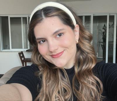 Playlist do Estudante: Júlia Fatinansi, do Curso de Jornalismo