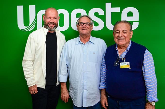 Notícia: Diretor Comercial da TV TEM visita a Unoeste
