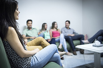 Sala de Atendimento: visa o atendimento em psicoterapia individual a jovens e adultos