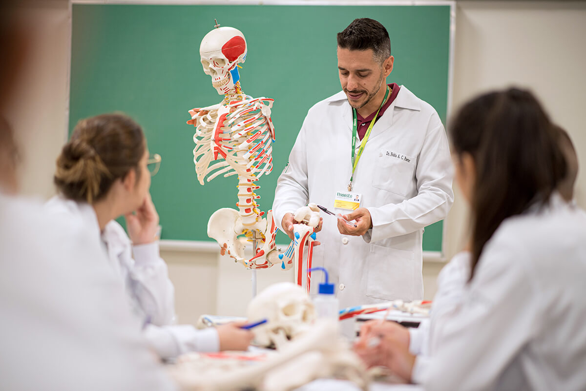 Laboratórios e demais espaços ampliam conhecimentos