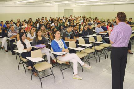 Veterinários do conselho regional abordam homeopatia animal