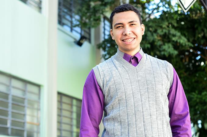 Orgulho de ser Unoeste: o aluno Wesley Aparecido da Silva foi aprovado no último exame da OAB, quando estava no 9º termo 