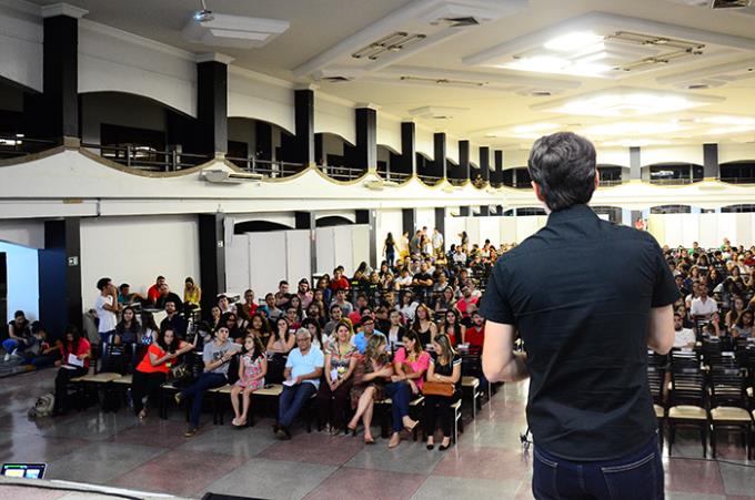 Jornada de Comunicação encerra atividades com Isabele Benito