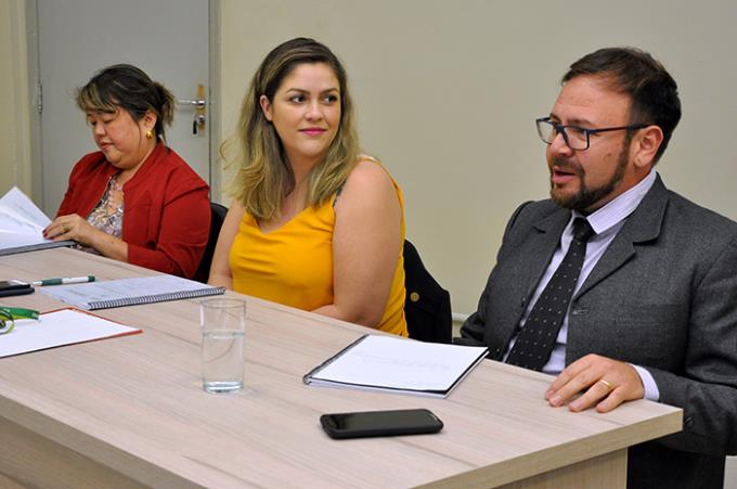 Banca examinadora: doutores Edilene, Maíra e Uribe