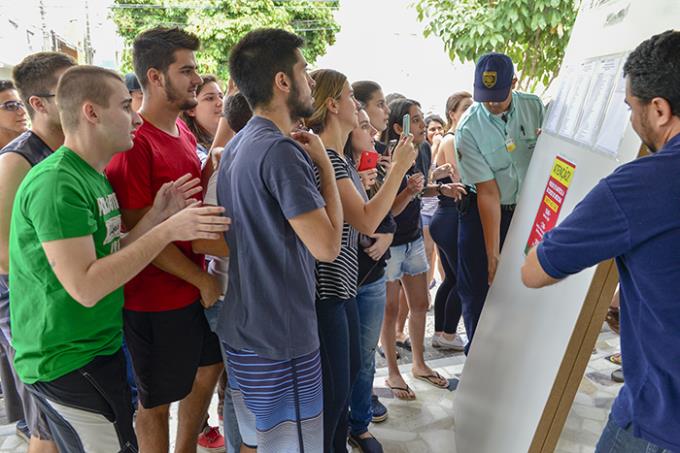 Matrículas de aprovados no vestibular são feitas no campus I