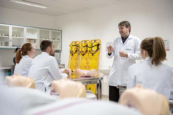 Medicina Jaú recebe inscrições para transferência externa