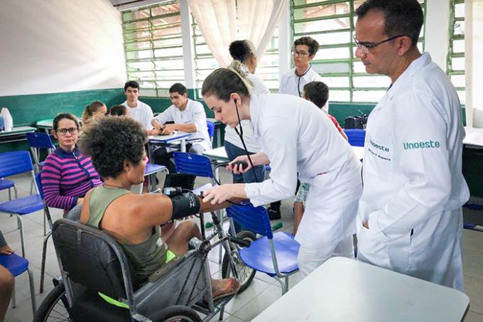 Ação de Cidadania e Saúde envolve Projeto Escola da Família