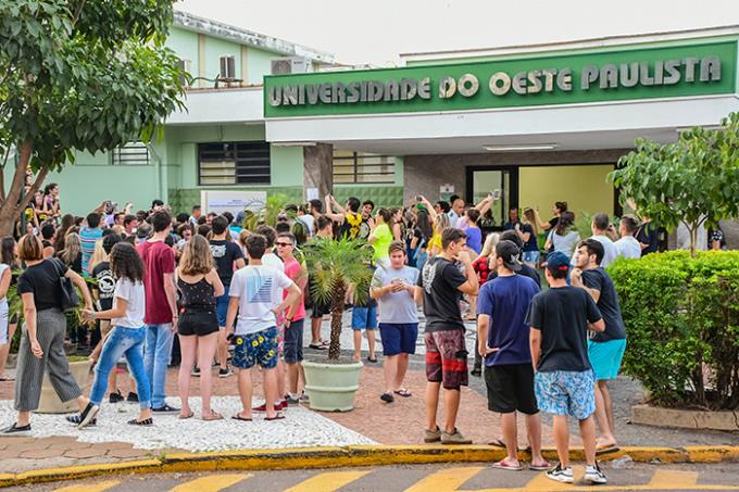 Resultado do vestibular gera expectativas em aprovados