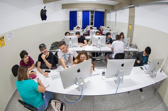 Publicidade e Propaganda: constante atualização para alunos 